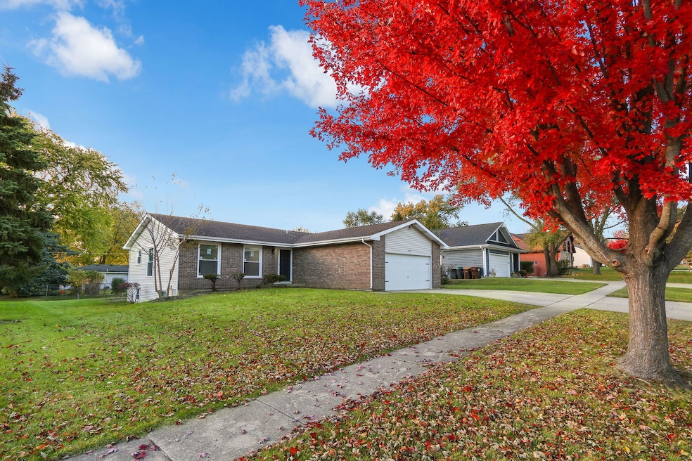 10615 Mathew St, Huntley, IL 60142 - photo 1