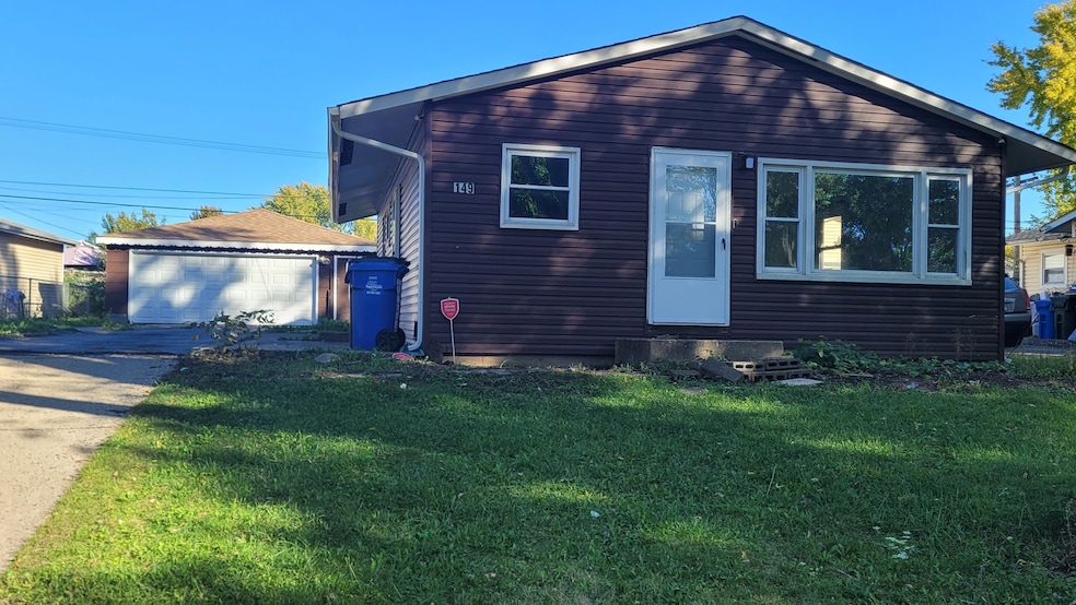149 Austin Ave, Carpentersville, IL 60110 - photo 1