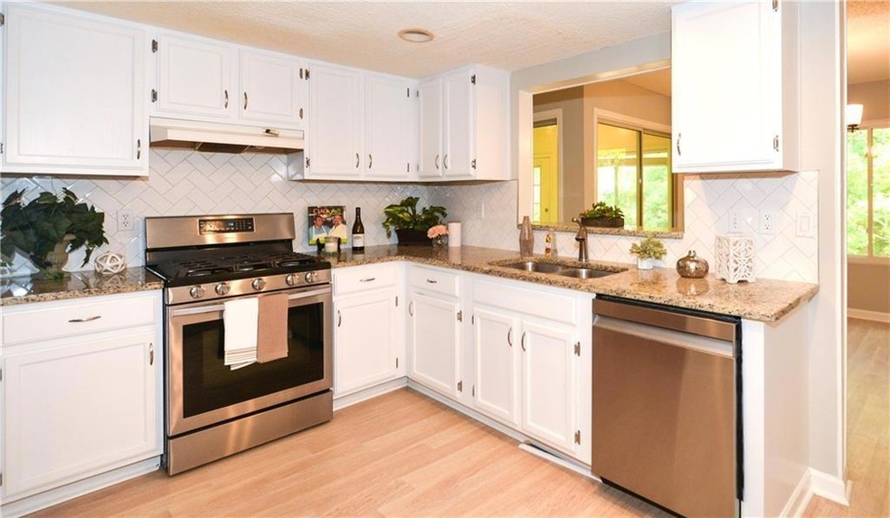 27 Muncy Ct SE, Smyrna, GA 30080 - photo 1