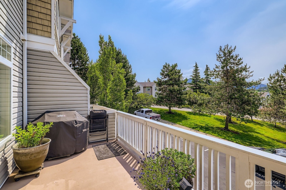 23120 SE Black Nugget Rd unit D1, Issaquah, WA 98029 - photo 1