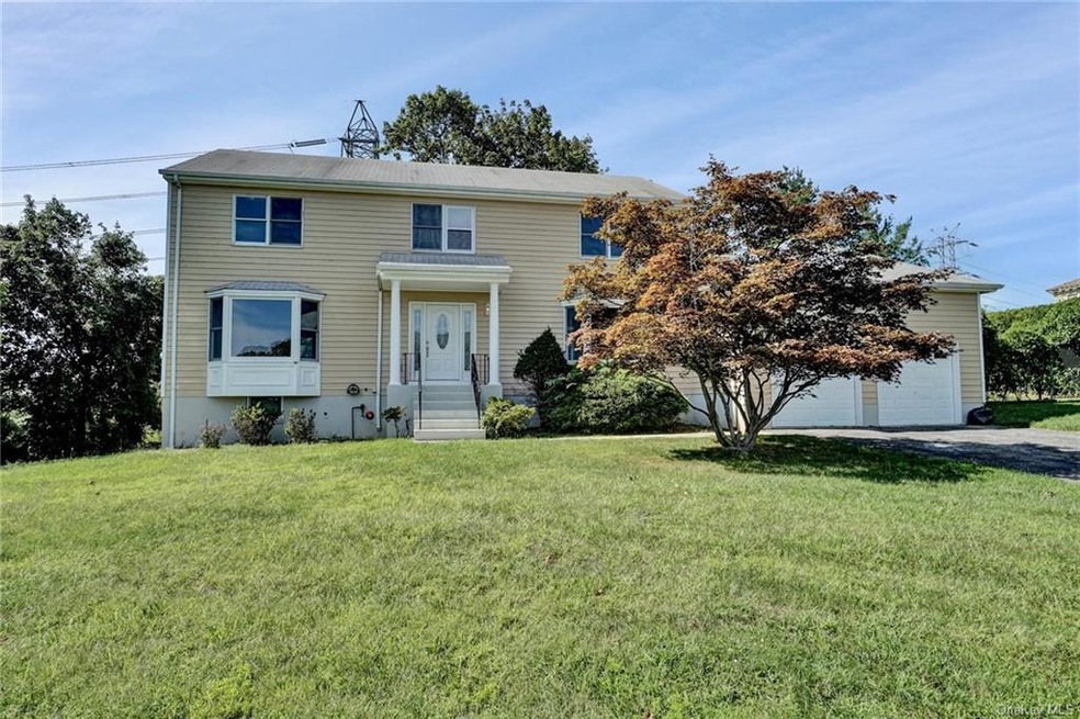 11 Sunrise Ln, Scarsdale, NY 10583 - photo 1