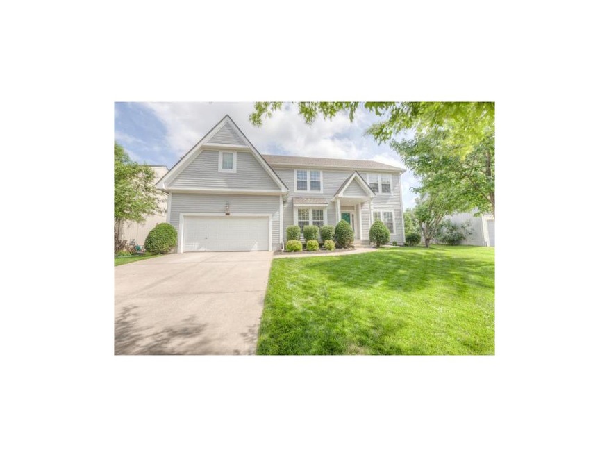 Adorable home from the street!