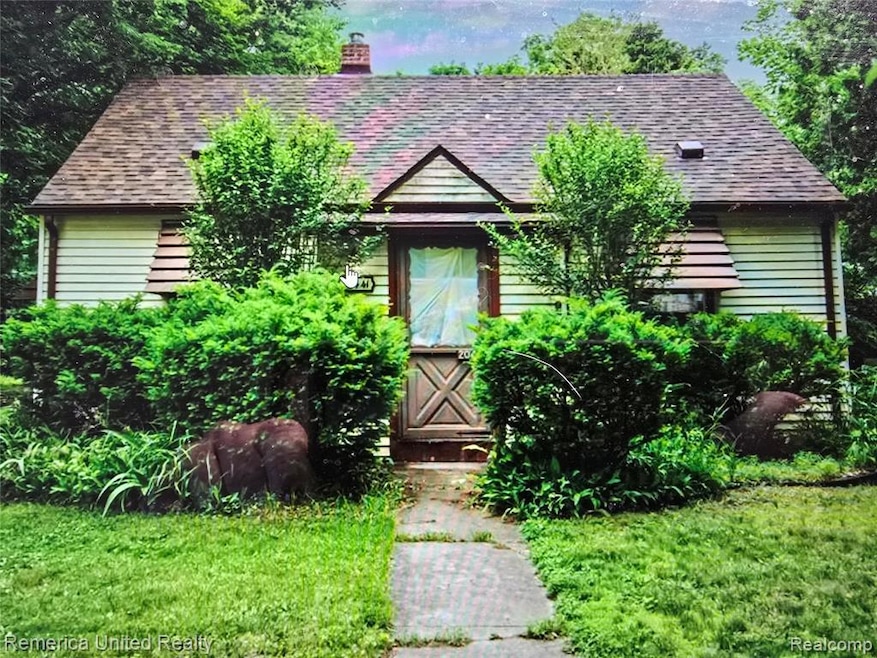 20441 Five Points St, Redford, MI 48240 - photo 1