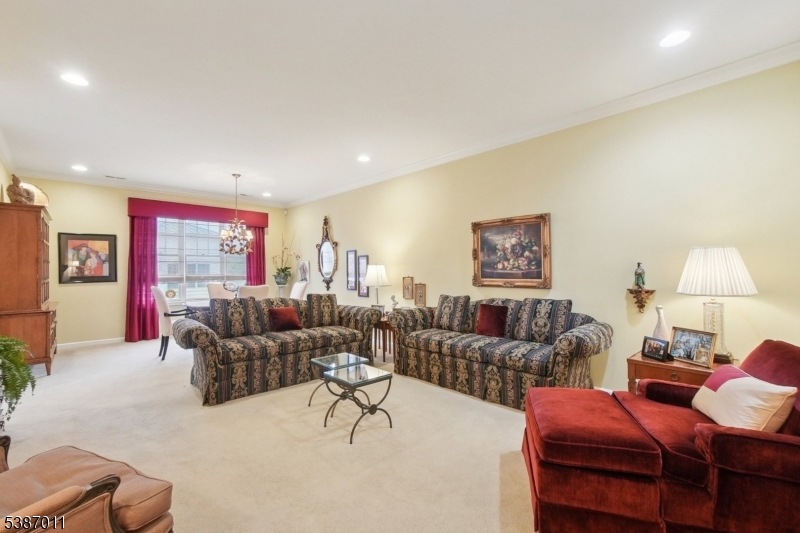 4403 Pointe Gate Dr, Livingston, NJ 07039 - photo 1