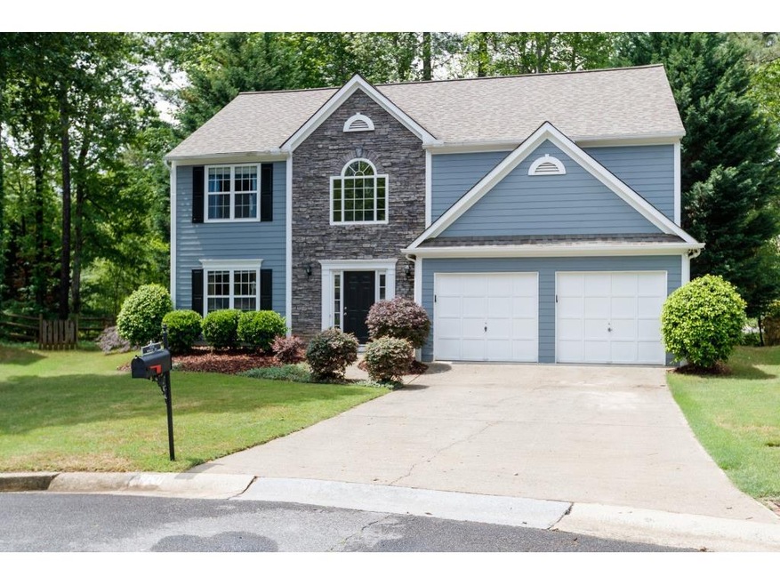 Great curb appeal! Newer roof, newer exterior pain