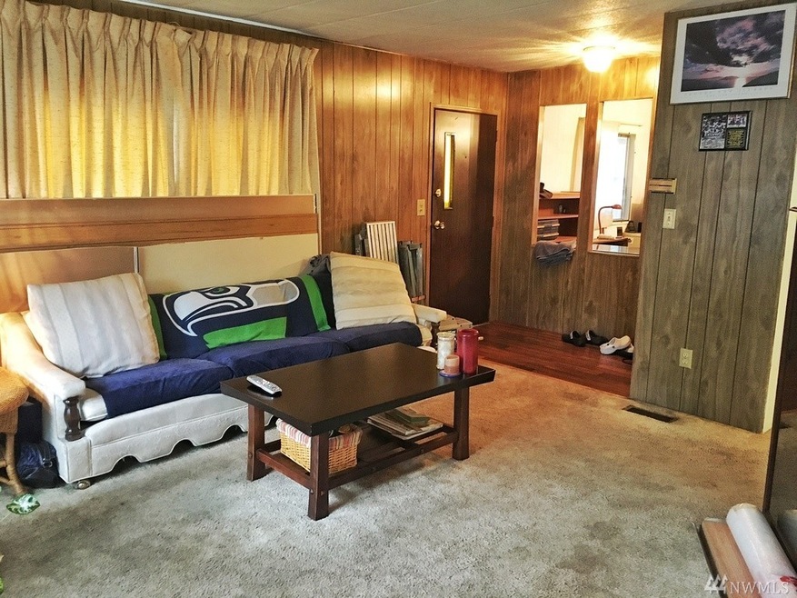 23708 Locust Way unit 38, Bothell, WA 98021 - photo 1