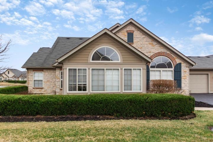 6681 Lakeview Cir