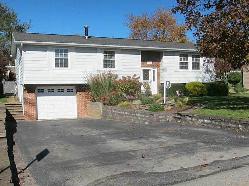 920 Country Ln, Indiana, PA 15701 - photo 1