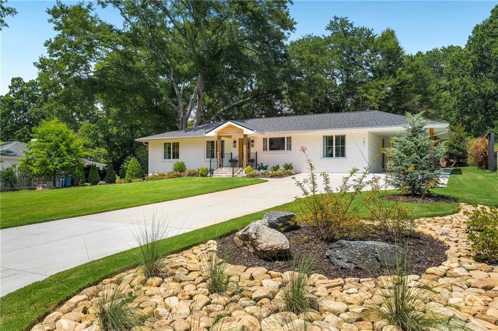 181 Brooke Dr, Alpharetta, GA 30009 - photo 1