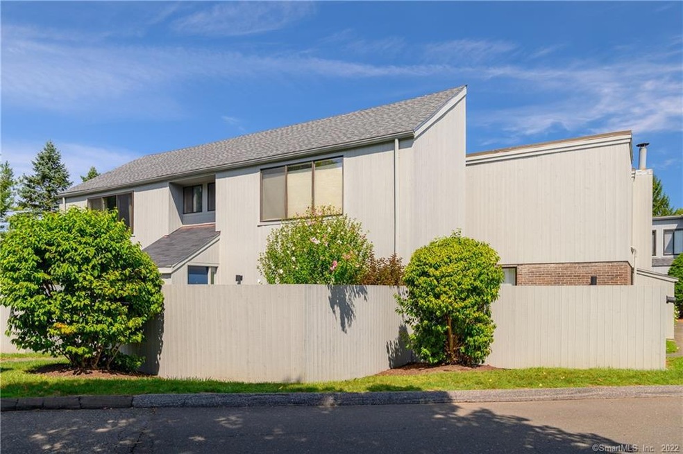 3 Apple Ln, Ridgefield, CT 06877 - photo 1