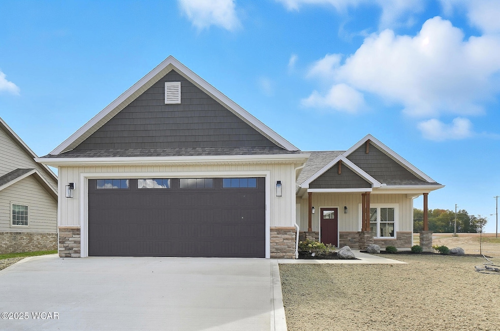 6476 Mickelson Ln, Lima, OH 45801 - photo 1