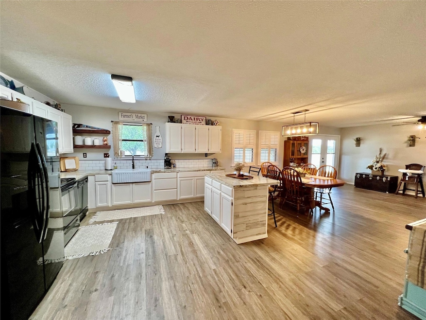 6650 Veal Station Rd, Weatherford, TX 76085 - photo 1