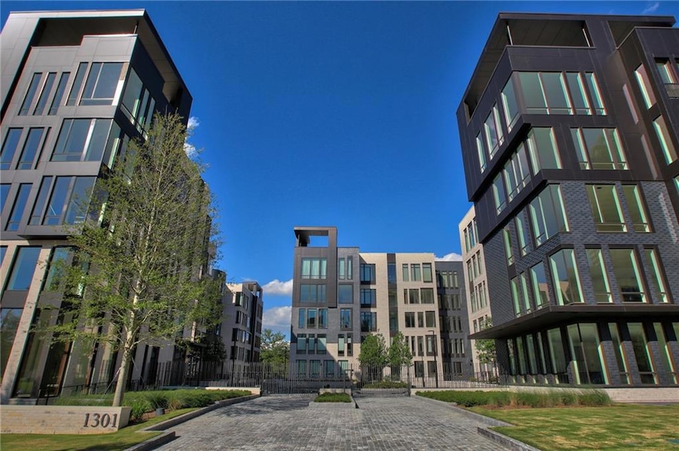 1301 Peachtree St NE unit 2G, Atlanta, GA 30309 - photo 1