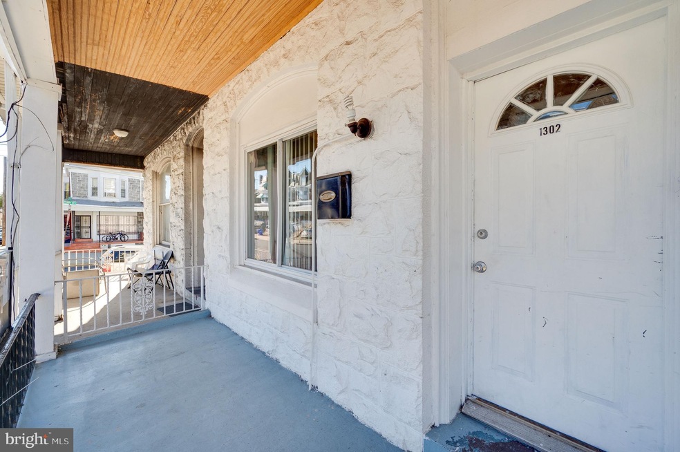 1302 N 11th St, Reading, PA 19604 - photo 1