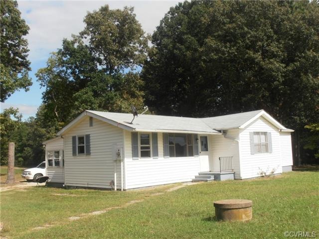 5029 Howerton Rd, Dunnsville, VA 22454 - photo 1