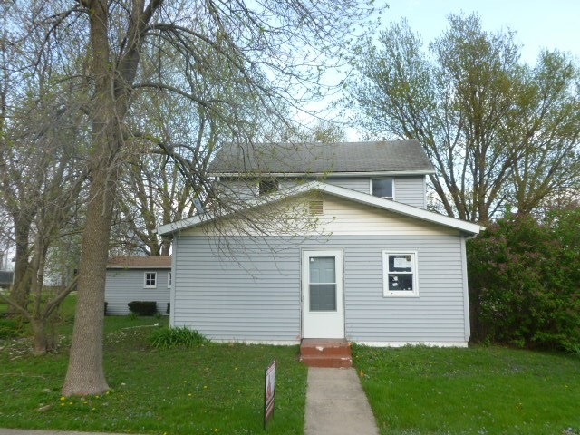 312 Broadway St, Nichols, IA 52766 - photo 1