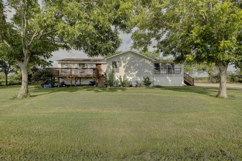 8708 Leleux Rd, New Iberia, LA 70560 - photo 1