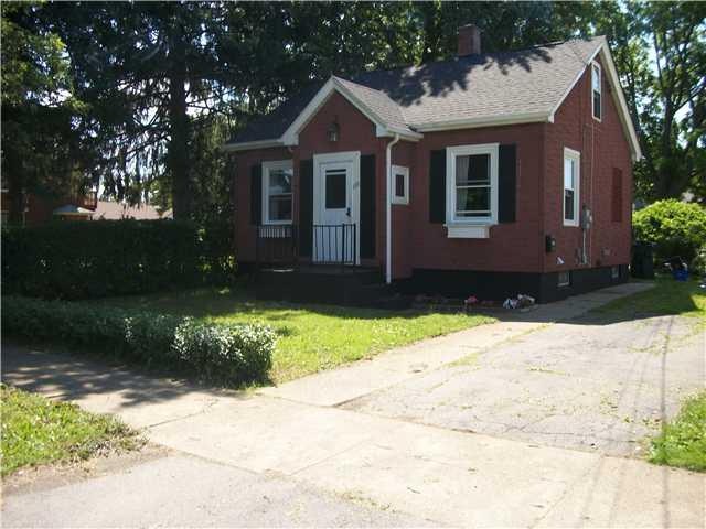135 Wheatfield St, North Tonawanda, NY 14120 - photo 1