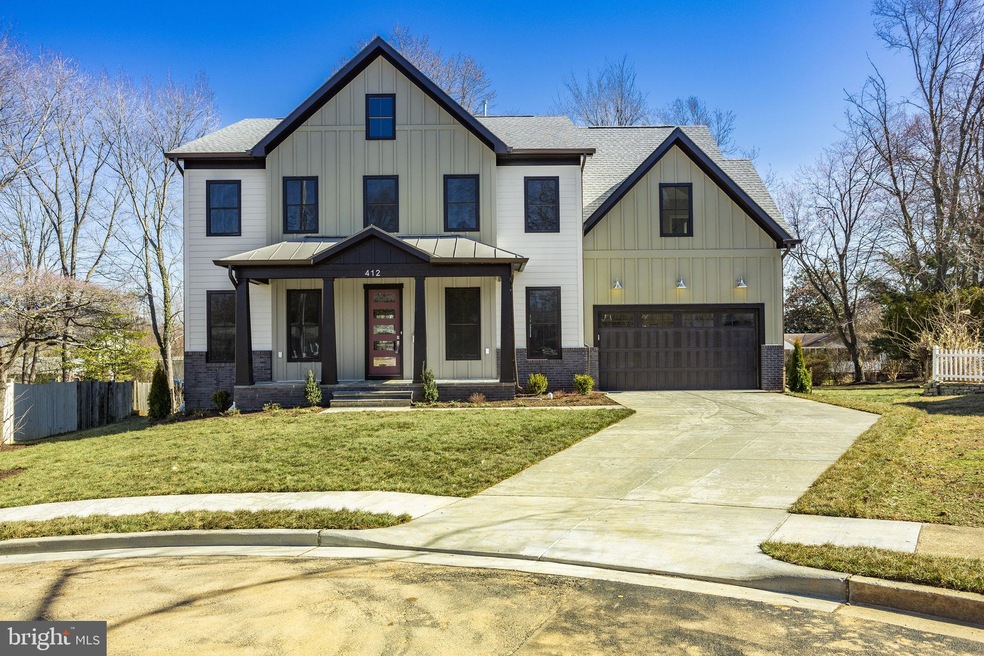 412 Orleans Cir SW, Vienna, VA 22180 - photo 1