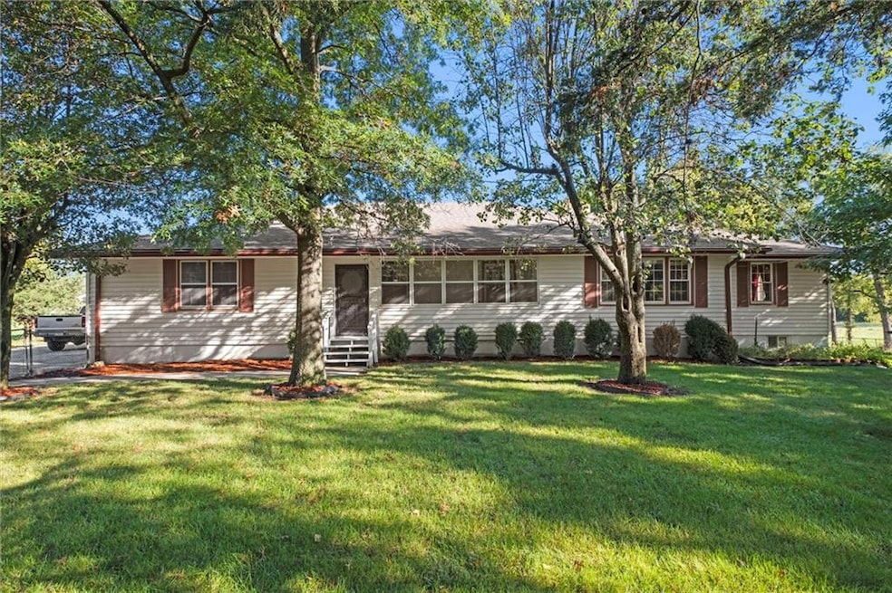 Under Contract $425,000