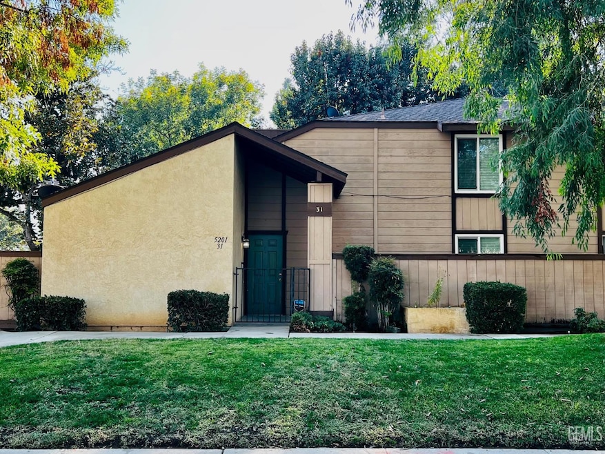 5201 Dunsmuir Rd, Bakersfield, CA 93309 - photo 1