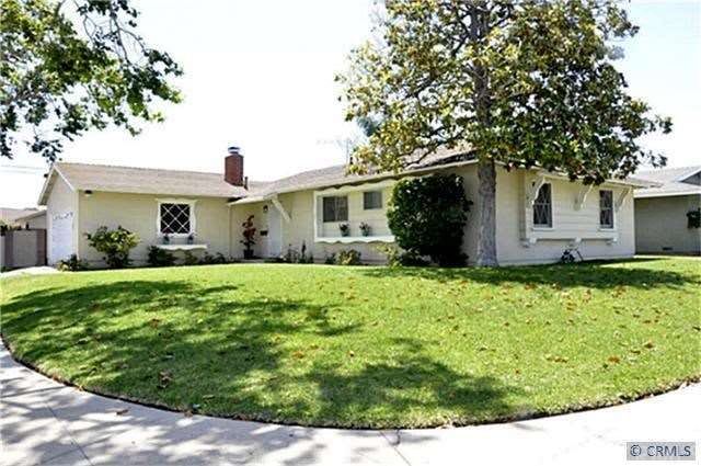 Charming Corner Lot Home in the Heart of Little Sa