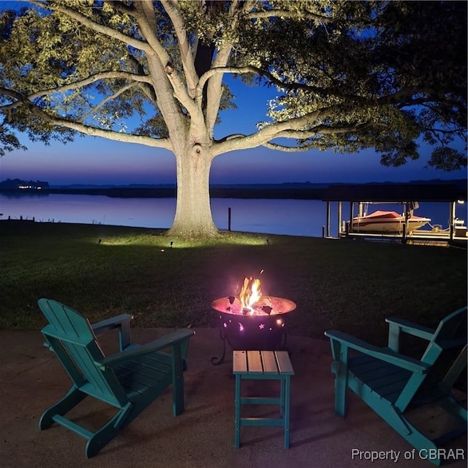 1583 Winona Park Dr, West Point, VA 23181 - photo 1