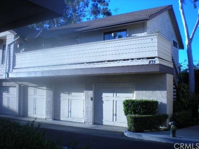 End Unit, one common wall