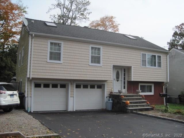 Sold $635,000 • Co-Listing Agent