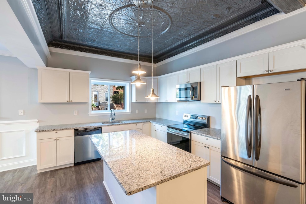 1515 E Clement St unit 1, Baltimore, MD 21230 - photo 1