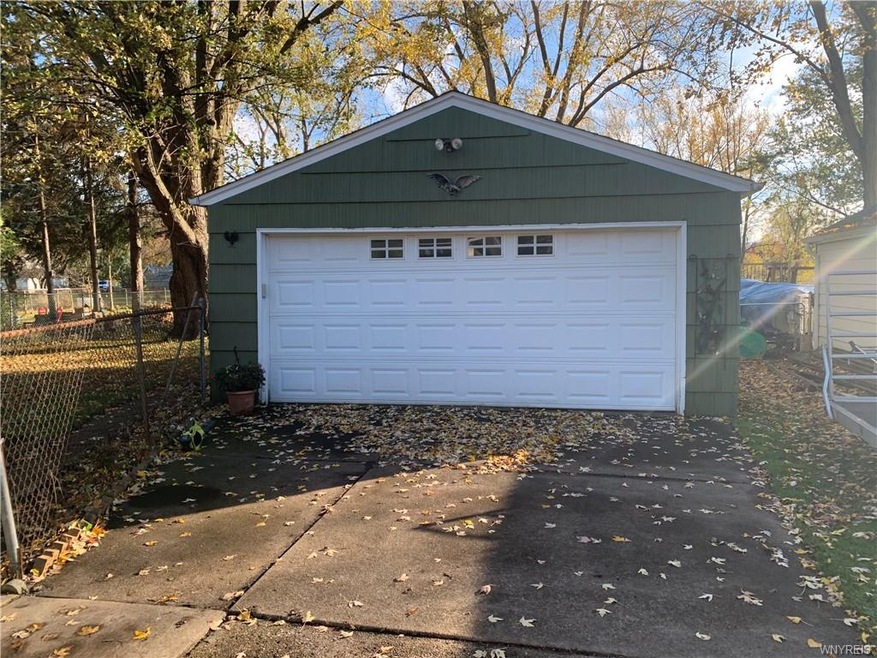 455 Esther St, North Tonawanda, NY 14120 - photo 1