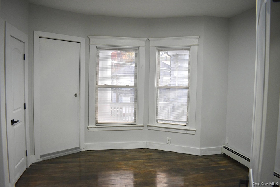 563 E 3rd St unit 3rd Floor, Mount Vernon, NY 10553 - photo 1
