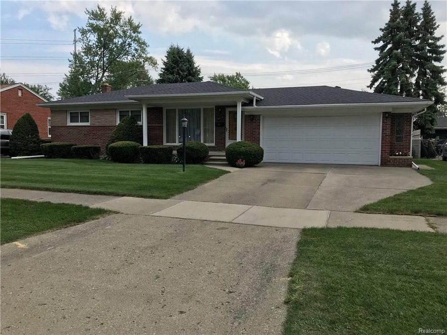 Welcome to this beautiful double lot ranch.