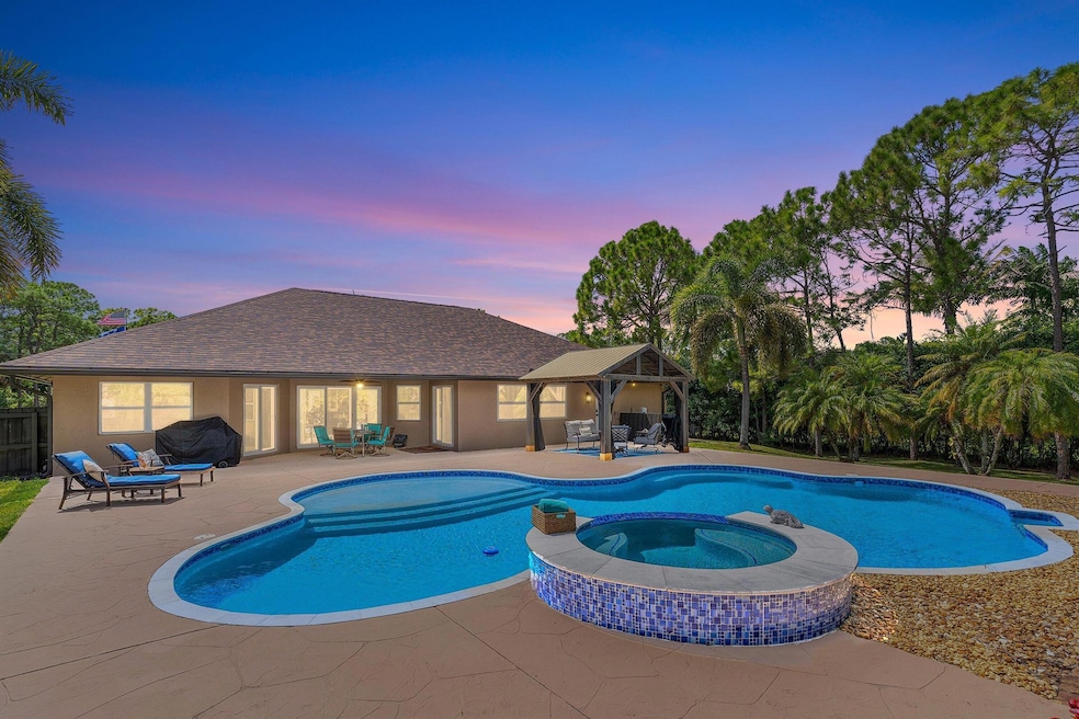 Under Contract $949,900