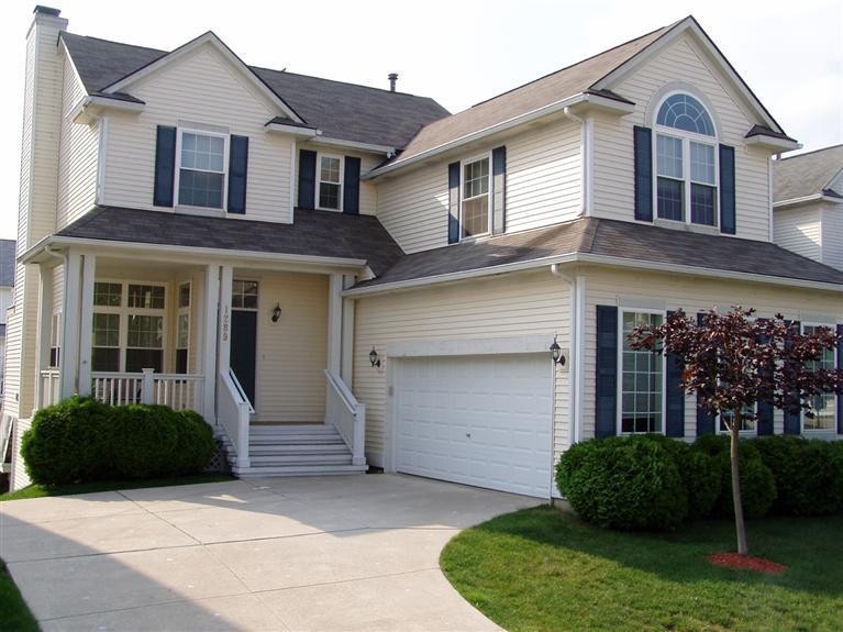 1289 Timmins Dr unit 121, Ann Arbor, MI 48103 - photo 1