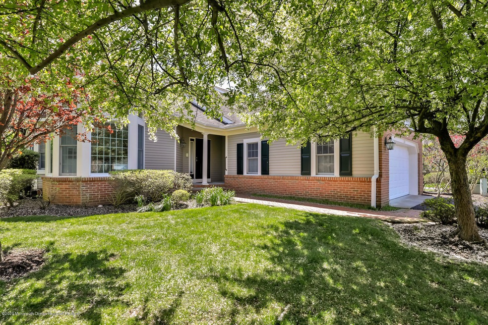 212 Heritage Ct., Little Silver