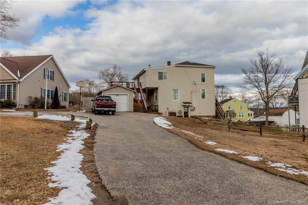 4 Clark St, Pawcatuck, CT 06379 - photo 1