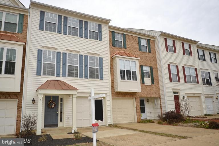 13192 Dashco Way, Herndon, VA 20171 - photo 1