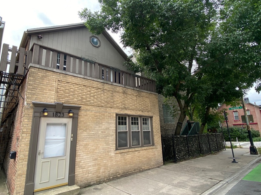 1823 W Augusta Blvd unit 2, Chicago, IL 60622 - photo 1