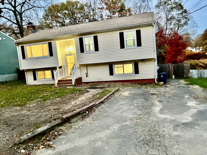 112 Peabody St, West Haven, CT 06516 - photo 1