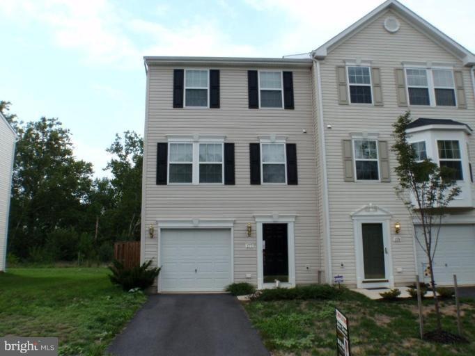 177 Scarboro Dr, Bunker Hill, WV 25413 - photo 1