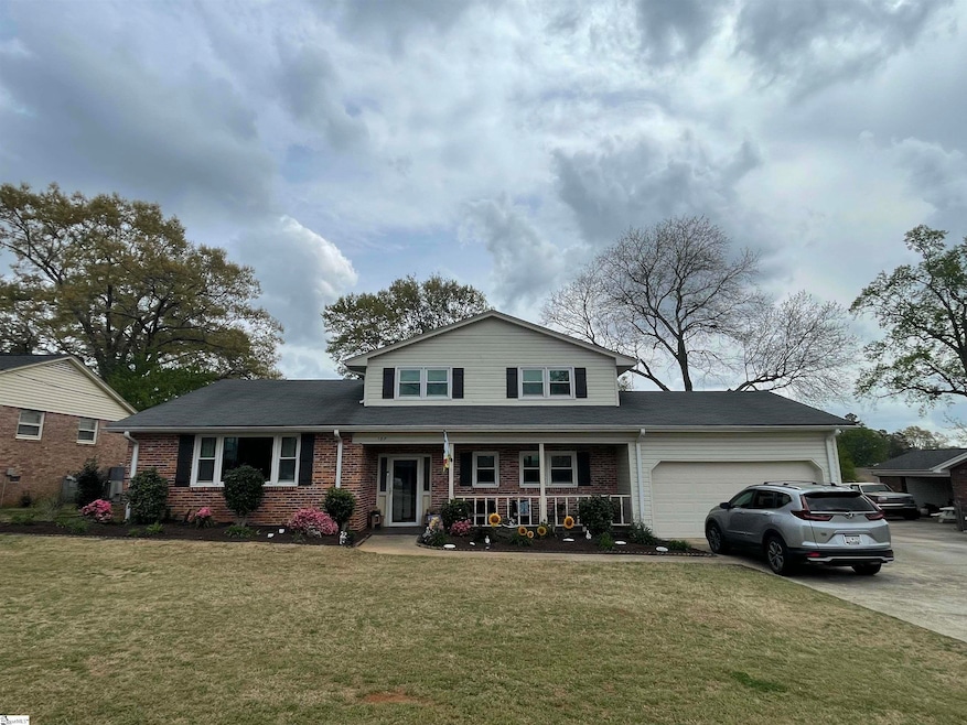 Sold $359,000 • Co-Listing Agent