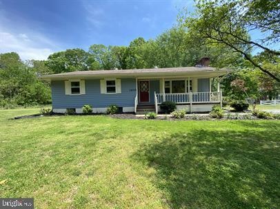 11031 Ashby Dr, Fredericksburg, VA 22407 - photo 1