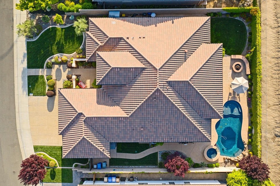 187 Rivermist Dr, Woodbridge, CA 95258 - photo 1