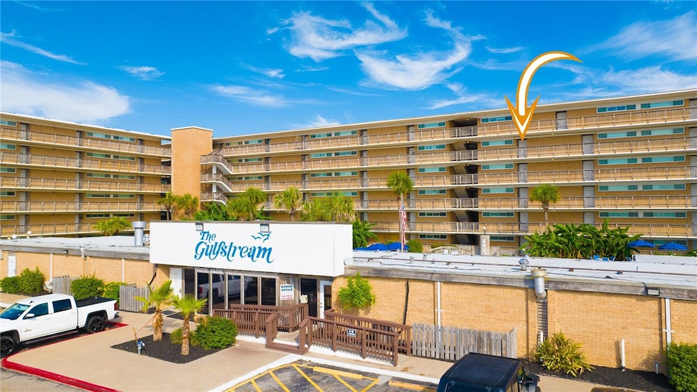 Welcome to 14810 Windward Dr. Unit #512 Gulfstream