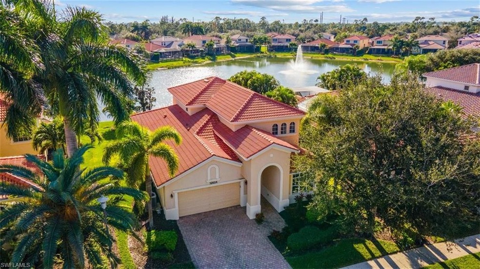 12624 Biscayne Ct, Naples, FL 34105 - photo 1