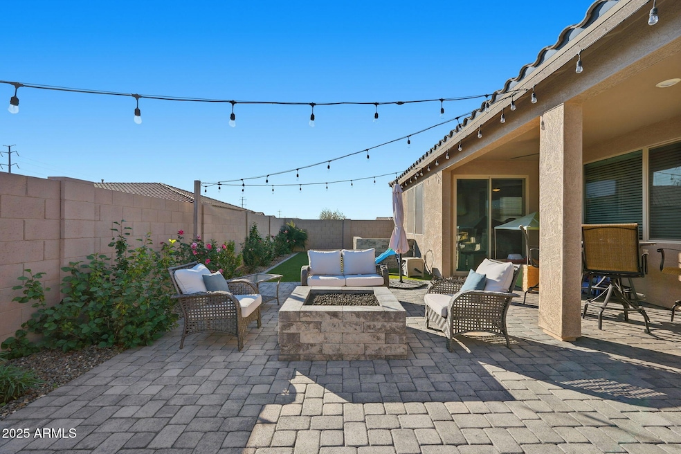 3351 W Dunbar Dr, Phoenix, AZ 85041 - photo 1