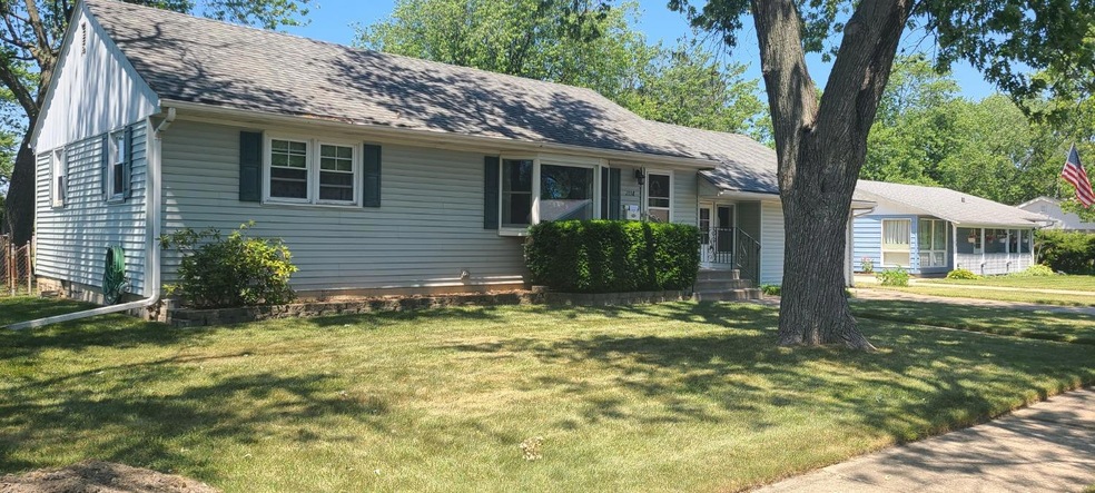 1338 Harrison Ave, Dyer, IN 46311 - photo 1