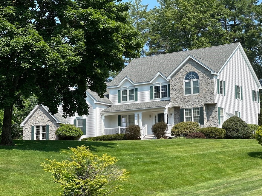 43 Anthony Dr, Londonderry, NH 03053 For Sale