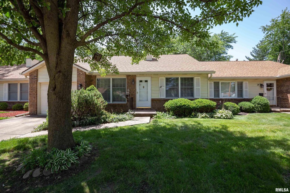 2807 4th St, Moline, IL 61265 - photo 1